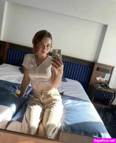 Emma Bb OnlyFans Thumbnail #2PBl5vPk5T