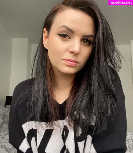 Emma Blackery OnlyFans Thumbnail #sXuNMicaUC