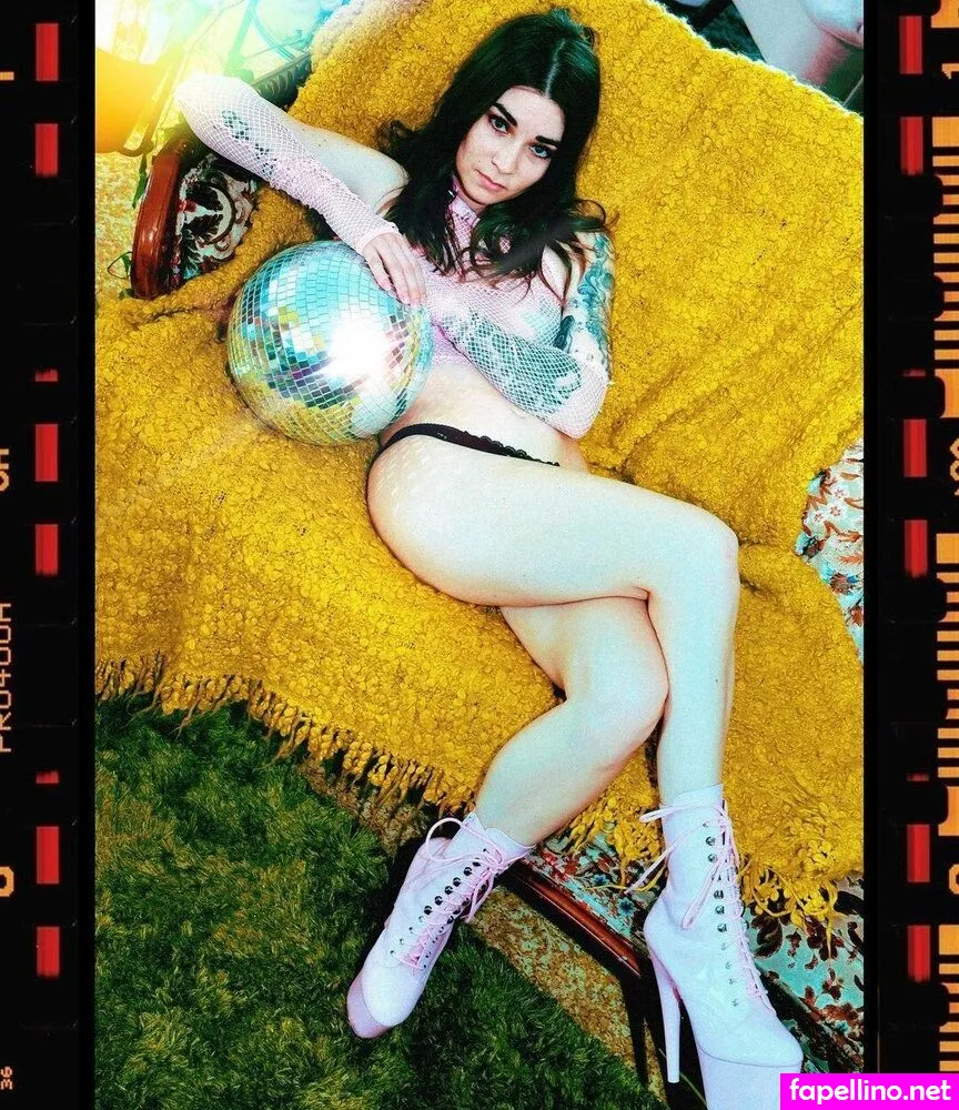 emma04044 Nude Leaked OnlyFans Photo #4XhEkH2Axt