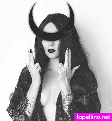 Emma Bosse OnlyFans Thumbnail #VjfoAxEatm