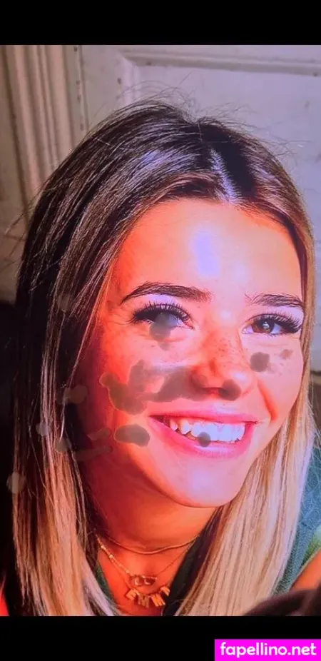 Emma Bourson OnlyFans Thumbnail #X9LBfV8nMn