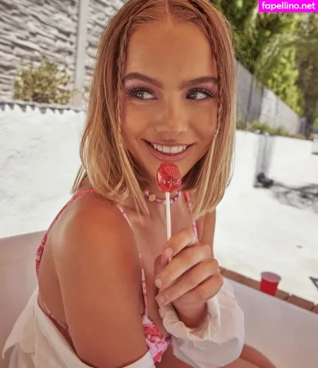 Emma Brooks OnlyFans Thumbnail #zKfxpiyx5k