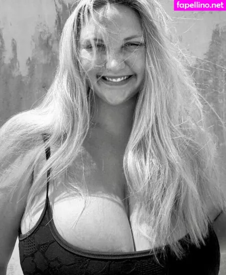 Emma Burzynski OnlyFans Thumbnail #cqkVkFFDyk