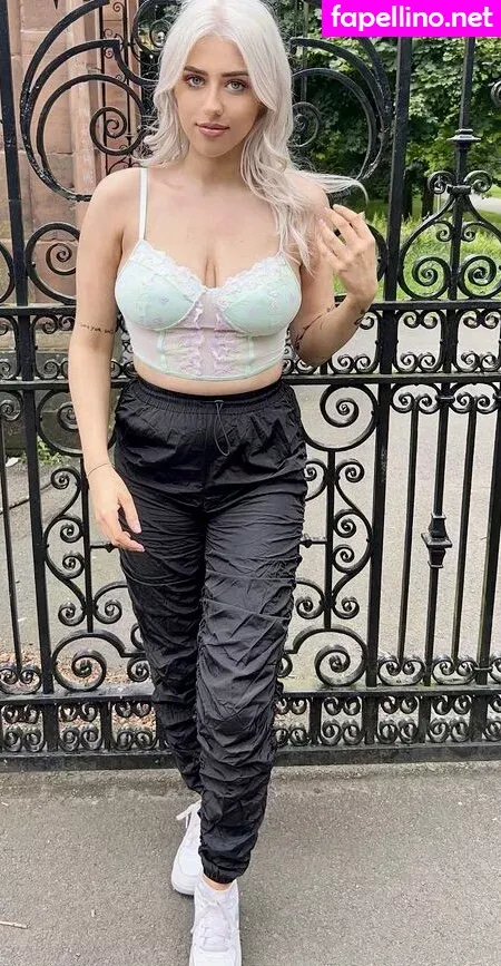 Emma C OnlyFans Thumbnail #TGZtowcLEM