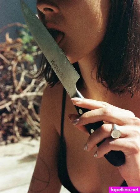 Emma Carmi OnlyFans Thumbnail #p3chQ6GGHB