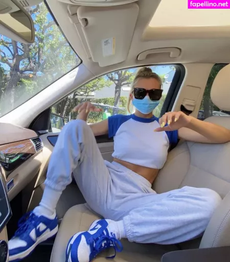 Emma Chamberlain OnlyFans Thumbnail #jHU8sDCYsF