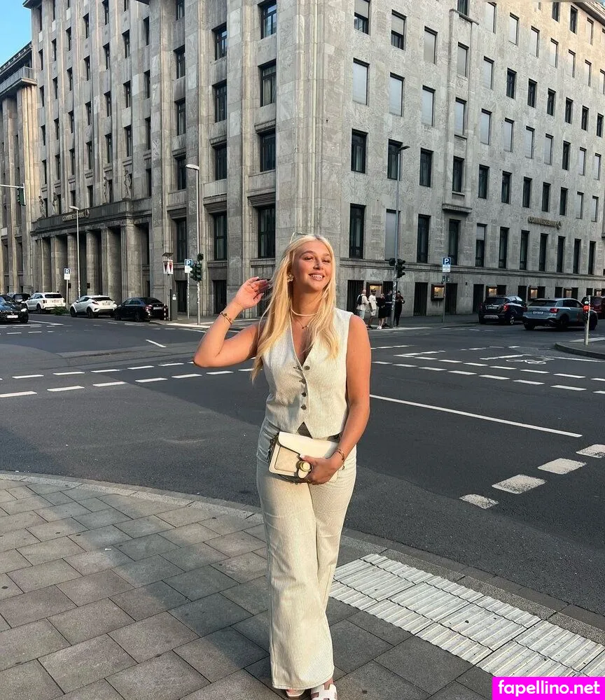 Emma Cordes Nude Leaked OnlyFans Photo #4ImLKTXYIT