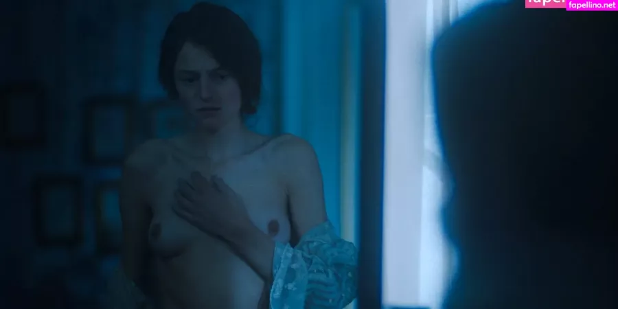 Emma Corrin OnlyFans Thumbnail #2JpcrxgvlZ