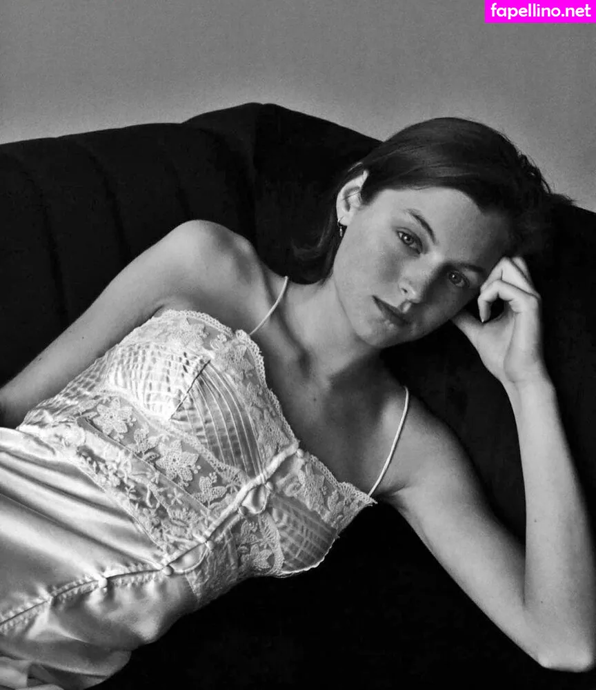 emmalouisecorrin Nude Leaked OnlyFans Photo #JXLnRJz5sz