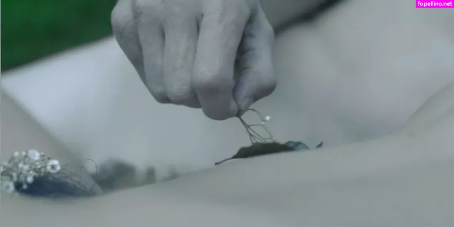 Emma Corrin OnlyFans Thumbnail #KalTn6BQPJ