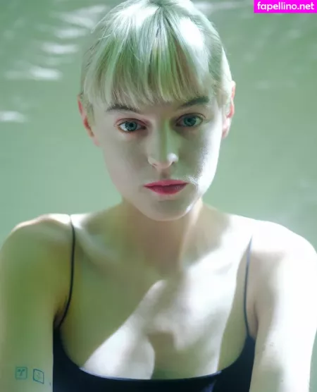 Emma Corrin OnlyFans Thumbnail #LErl2j2dQa