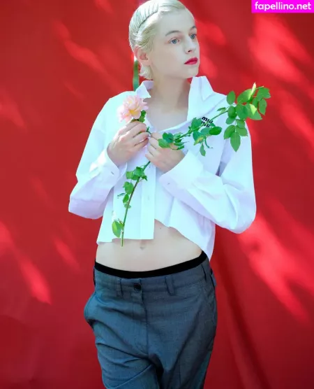 Emma Corrin OnlyFans Thumbnail #OQG5Xb83WQ