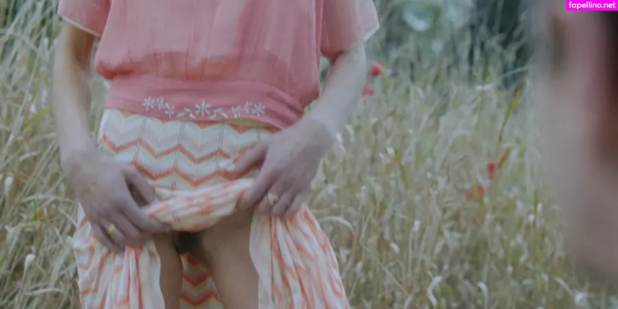 Emma Corrin OnlyFans Thumbnail #RattHNUyZP