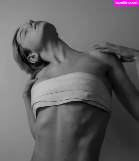 Emma Corrin OnlyFans Thumbnail #kfCaMwlCBY