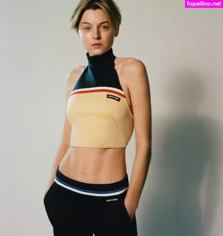 Emma Corrin OnlyFans Thumbnail #pcYddfv4MG