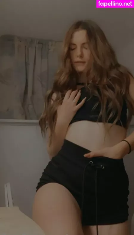 Emma Creams OnlyFans Thumbnail #pauJCozwix