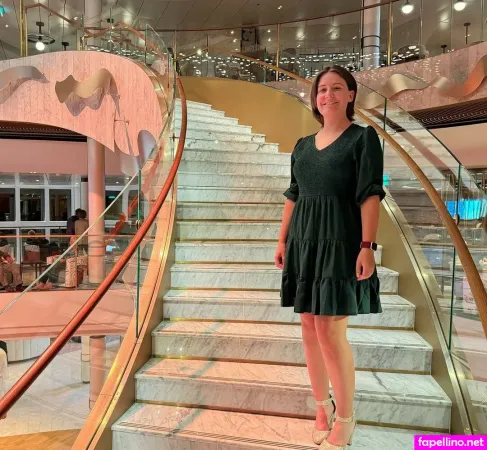 Emma Cruises OnlyFans Thumbnail #WLLQZSR6zt