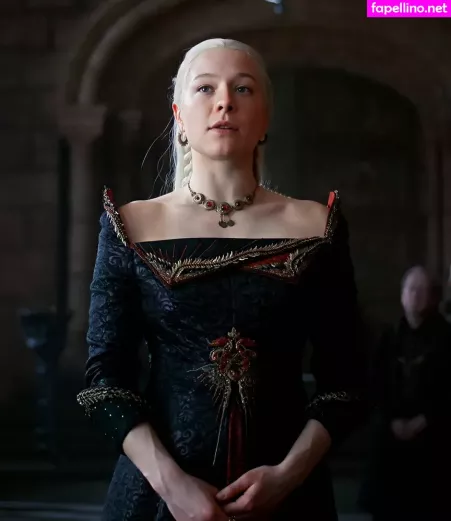 Emma D Arcy OnlyFans Thumbnail #X9Z7dlE635