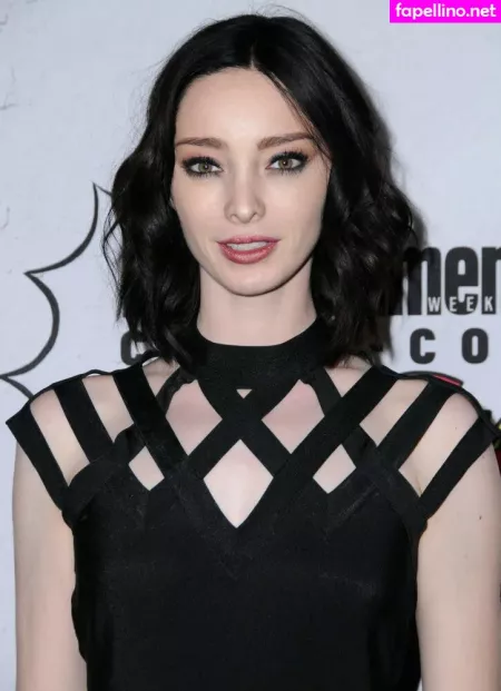 Emma Dumont OnlyFans Thumbnail #7s4DGCnouI