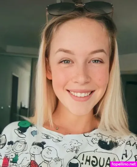 Emma Emmyy OnlyFans Thumbnail #j5k2MtMo15