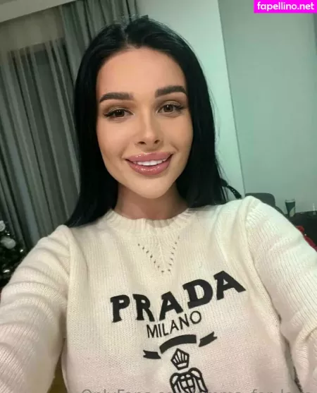 Emma For Love OnlyFans Thumbnail #RY6tiPHv0S