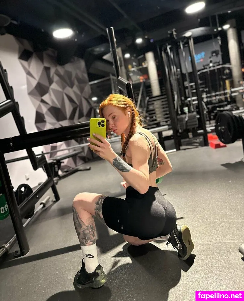 emma.fox.red, foxredrolo Nude Leaked OnlyFans Photo #8UV5eJ0RIl