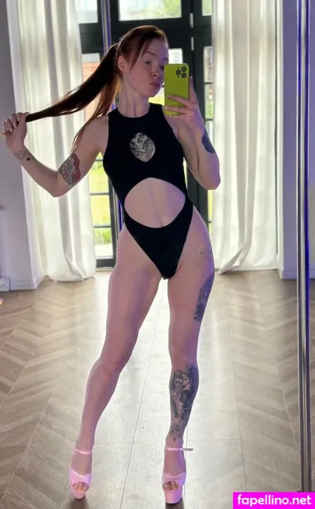 Emma Fox Red OnlyFans Thumbnail #jlg8xUVrFi