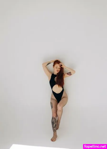 Emma Fox Red OnlyFans Thumbnail #zhB0aBC0xc