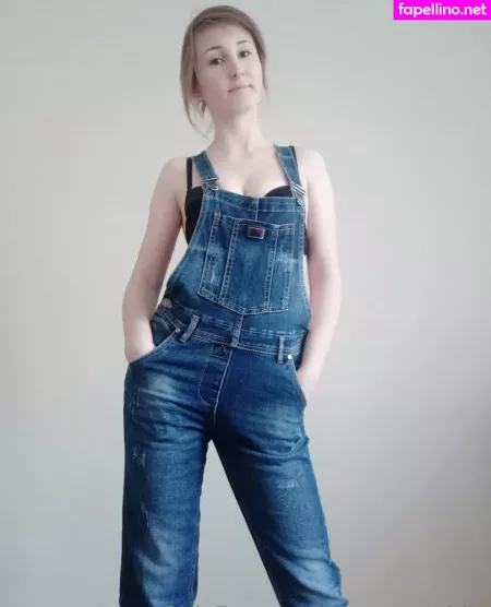Emma Goldie OnlyFans Thumbnail #r8qEmytFlh
