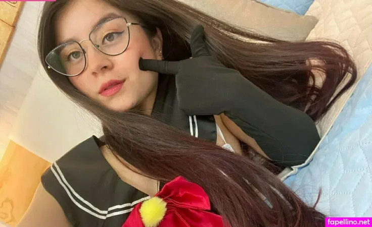 Emma Grantt OnlyFans Thumbnail #3wkn9OWSy9
