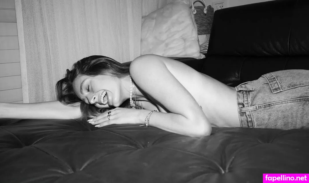 emma__greenberg Nude Leaked OnlyFans Photo #BzSr7p9pay