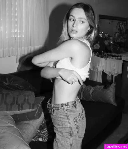 Emma Greenberg OnlyFans Thumbnail #YLT1VzXsGr