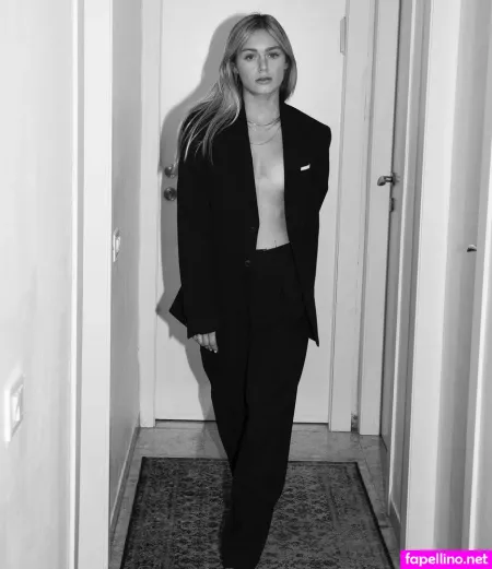 Emma Greenberg OnlyFans Thumbnail #sapJQO0WLF