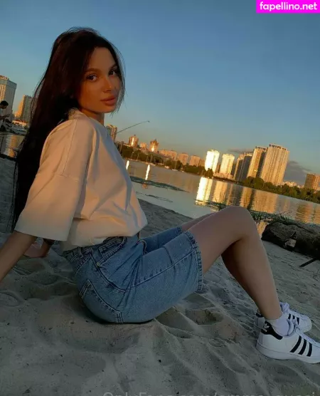 Emma Gucci OnlyFans Thumbnail #C8J37jSeE6