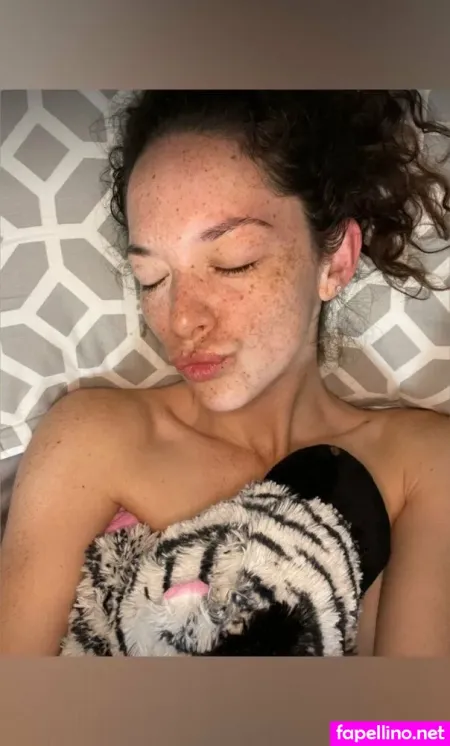 Emma Hall 1 OnlyFans Thumbnail #AJ9HtINQOU