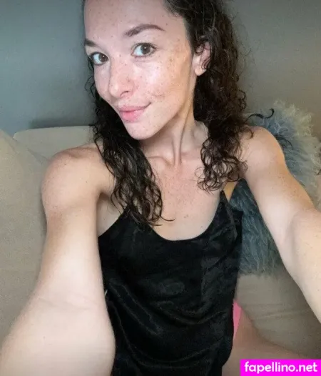 Emma Hall 1 OnlyFans Thumbnail #OFgf4ZoVqw