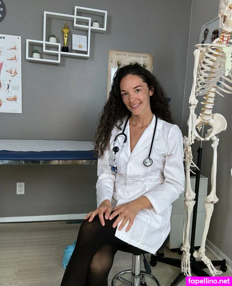 emma-hall, emmaahall5, emmahallyall, emmanovak Nude Leaked OnlyFans Photo #zXkAk5lQyE