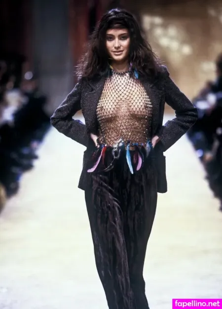 Emma Heming Willis OnlyFans Thumbnail #X8zvKaLbhW