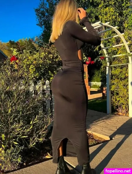 Emma Joly OnlyFans Thumbnail #sTwomvyHX0