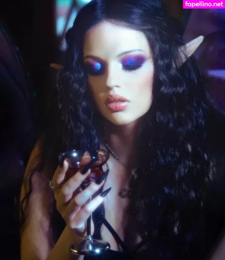 Emma Karla Peet OnlyFans Thumbnail #fHAATFt6Ok