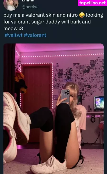 Emma Kat 22 OnlyFans Thumbnail #nFfKLiUoTS