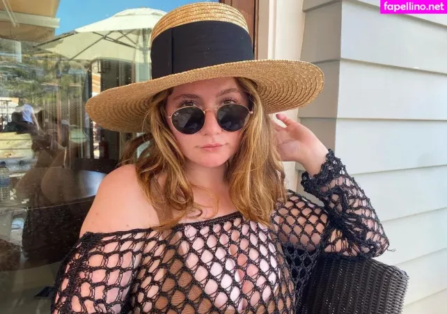 Emma Kenney OnlyFans Thumbnail #DQcUH8wUYV