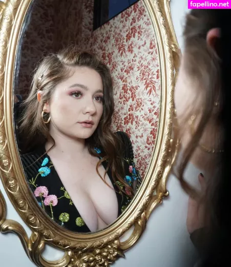 Emma Kenney OnlyFans Thumbnail #SvKU6RhyHc