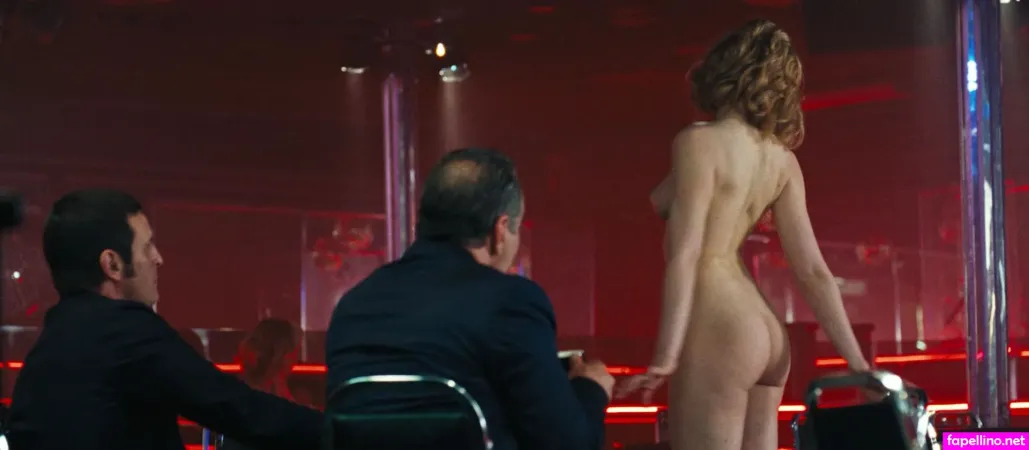 Emma Laird Main Profile Photo