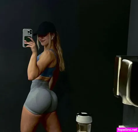 Emma Lanyi OnlyFans Thumbnail #hMykqfoaqr