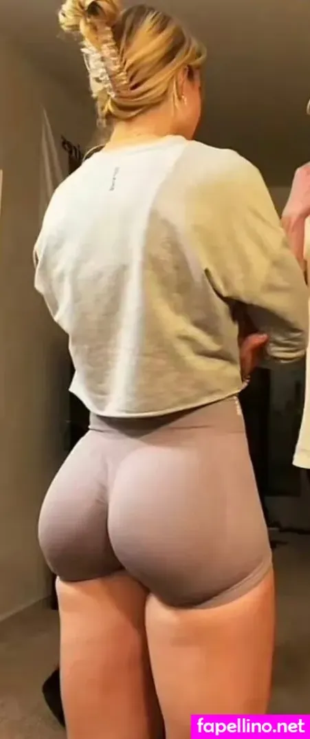 Emma Lanyi Main Profile Photo