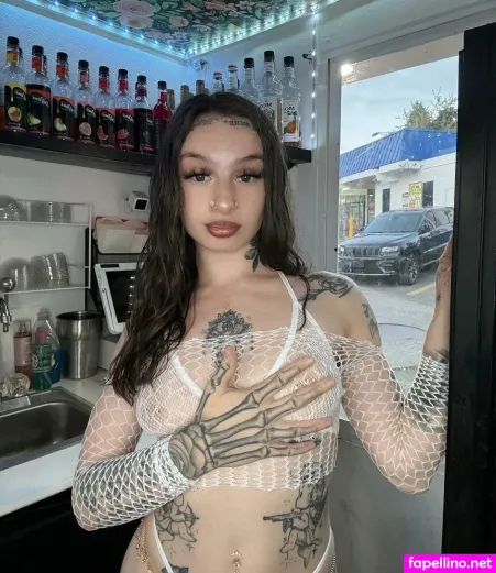 Emma Lee OnlyFans Thumbnail #jcw0lDjUA1