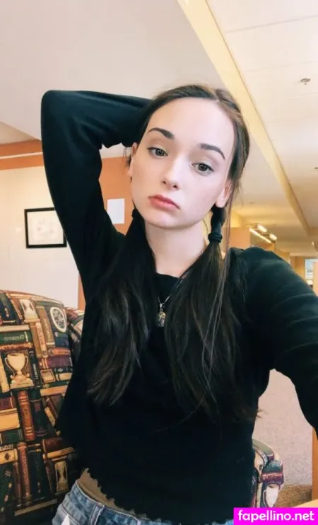 Emma Lilly OnlyFans Thumbnail #MmaQ5GEjg5