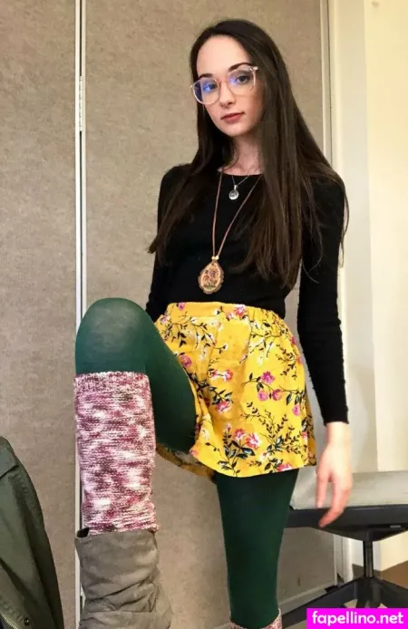 Emma Lilly OnlyFans Thumbnail #wakWd7MNom