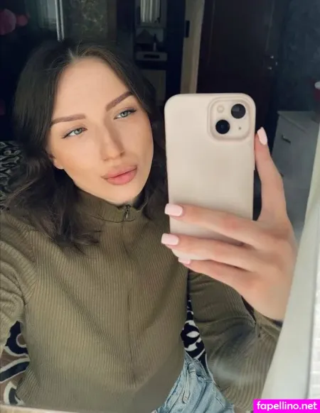 Emma Love You OnlyFans Thumbnail #1QZBjq7LQk